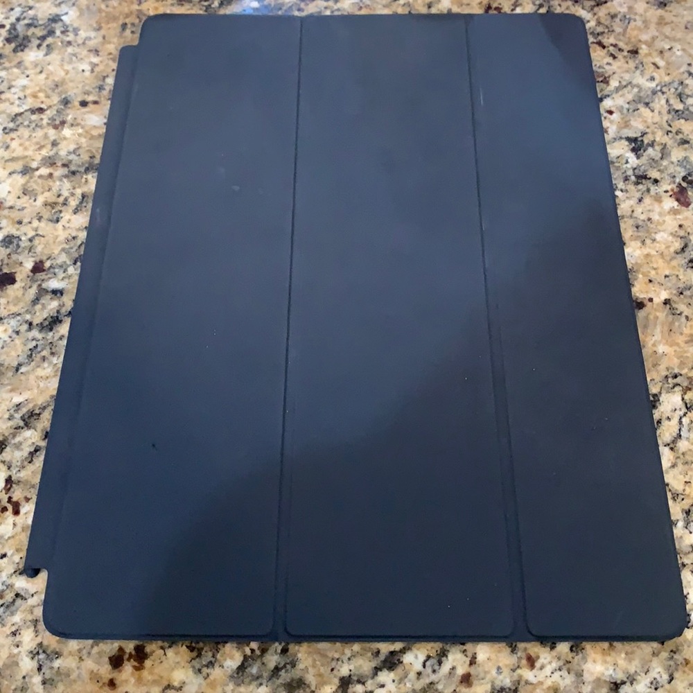 iPad Pro attachable front cover